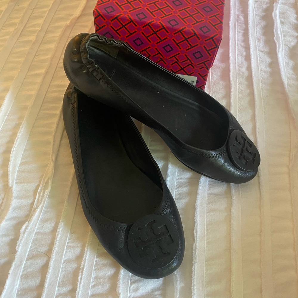 Black Tory Burch Travel Ballet Flats